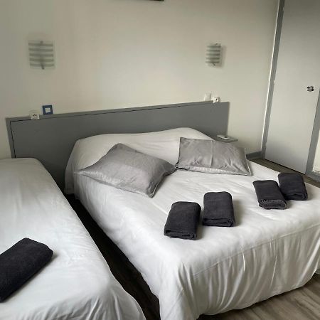 Family Hotel - Site Du Parc Jaunay-Clan Exteriér fotografie